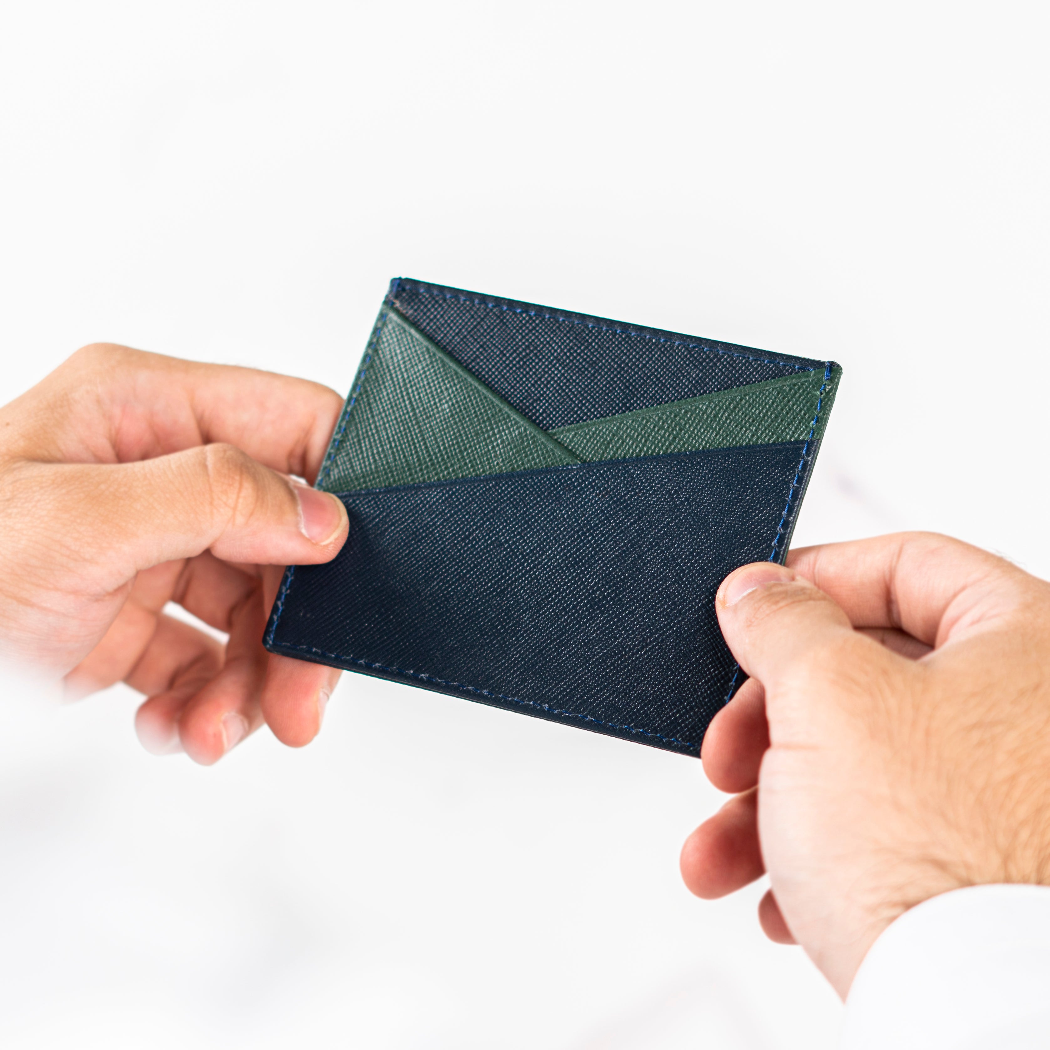 حامل البطاقات W-5202