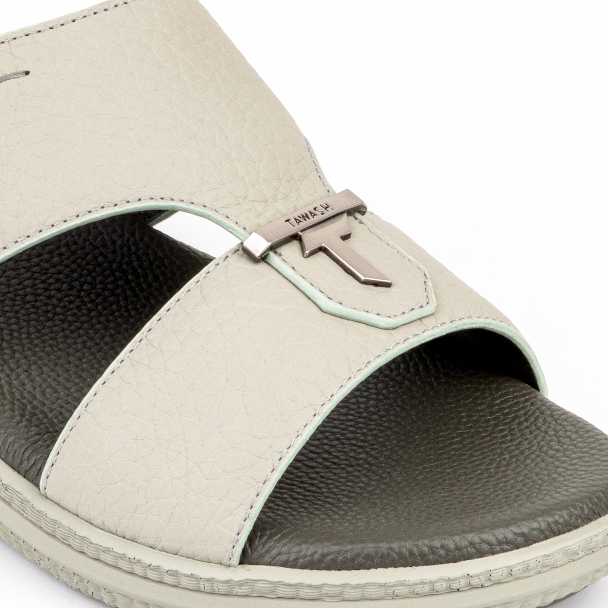 P0827 Young Arabic Sandal