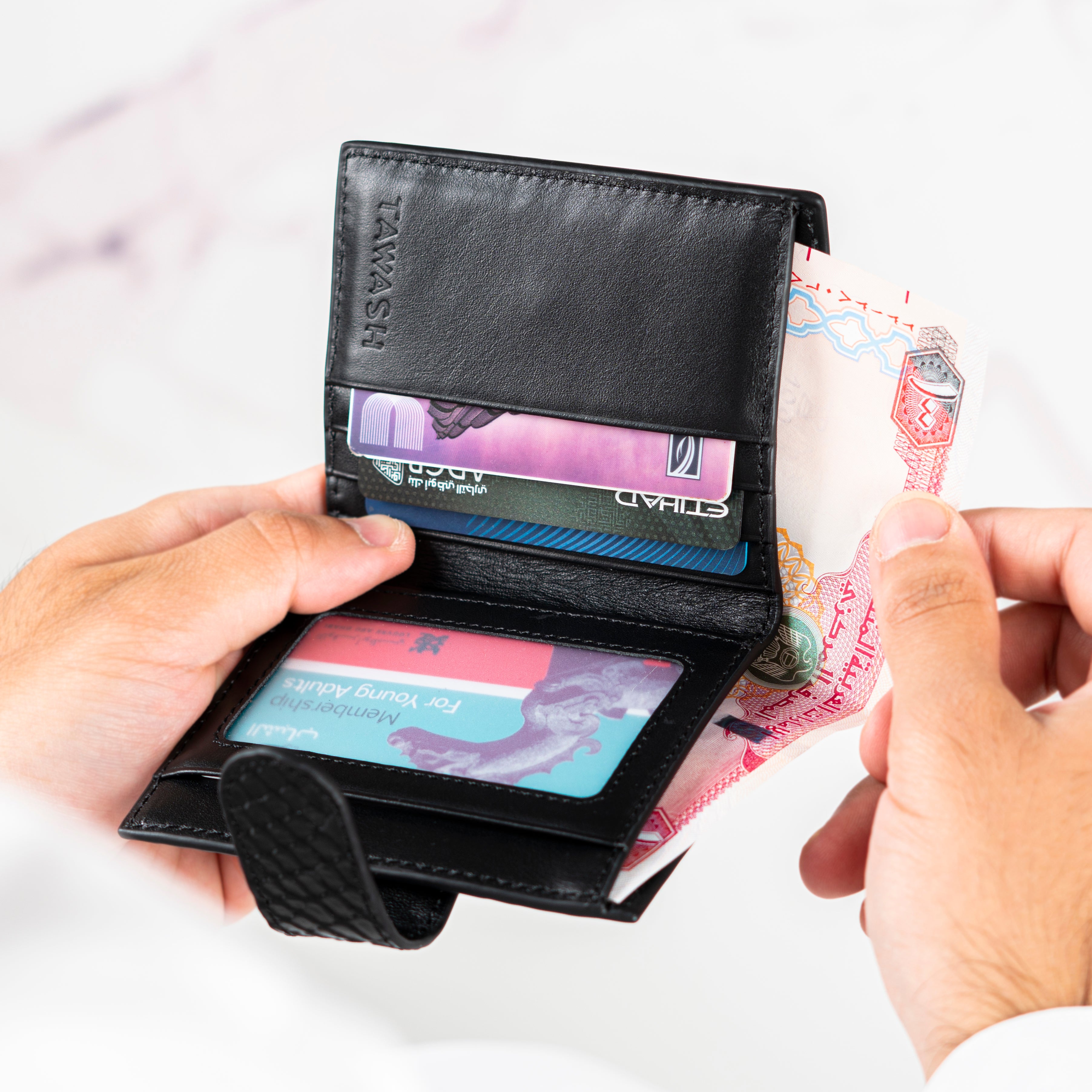 T-C011-1 محفظة رجالية رويال