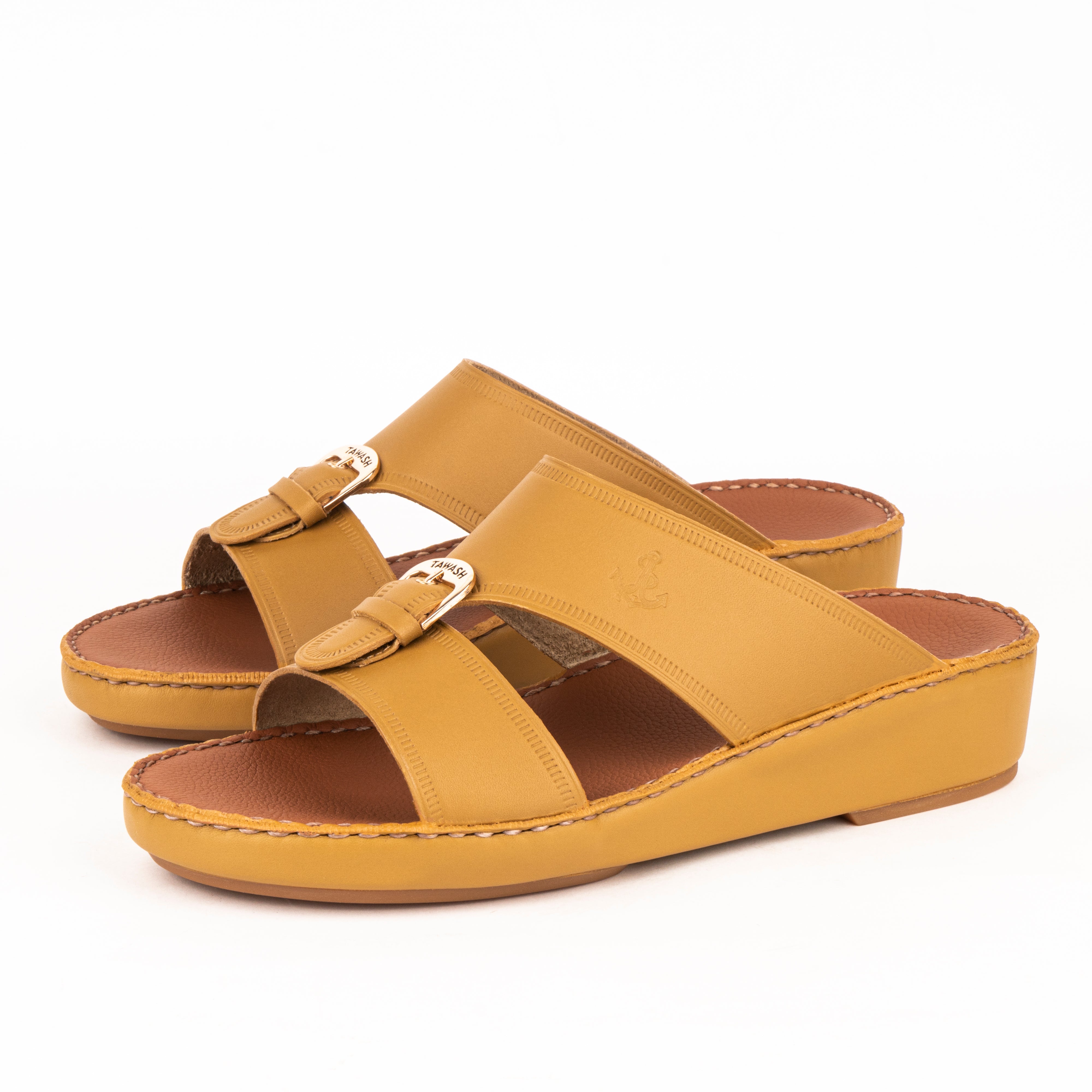 best-emirati-eens-sandals