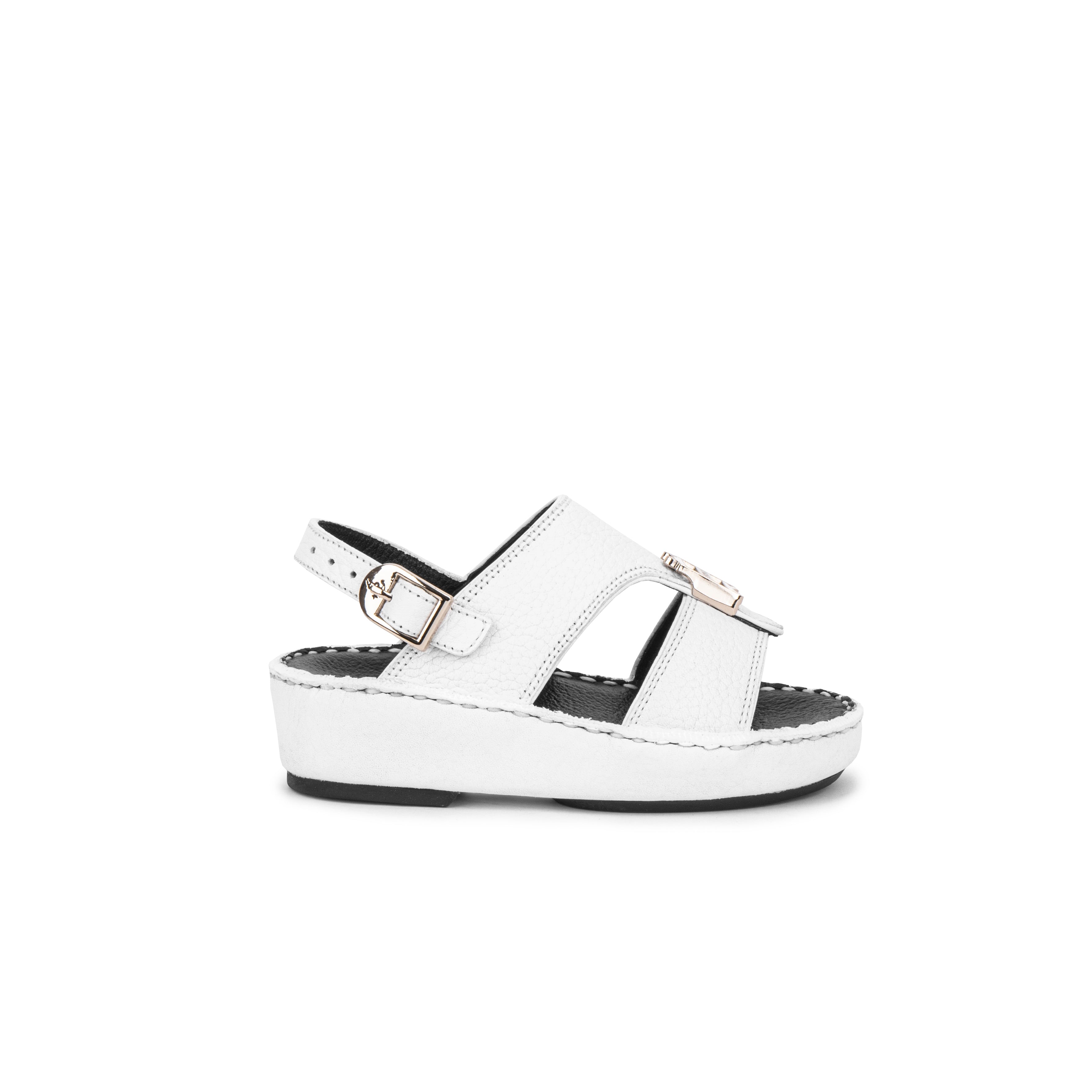 صندل أطفال ولادي ابيض