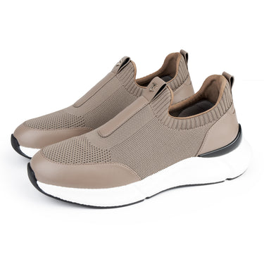 Khaki TW1023 Men Gravix Shoes – breathable knit and leather design with cushioned Gravix sole