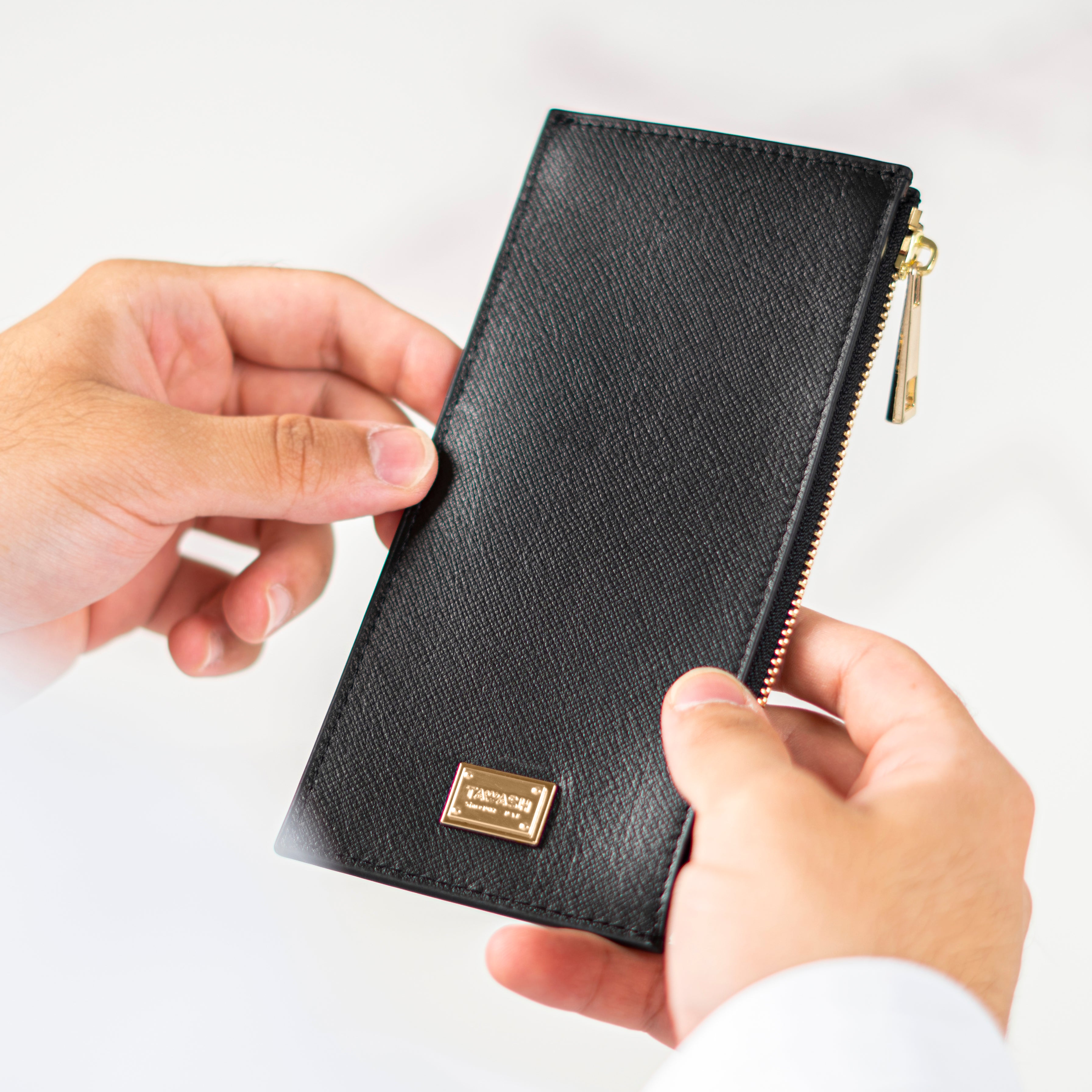 محفظة رجالي جلد عصرية